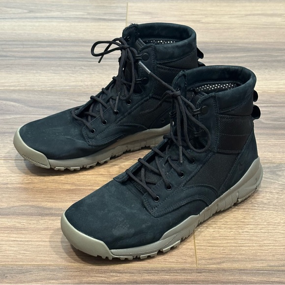 nike sfb leather boots